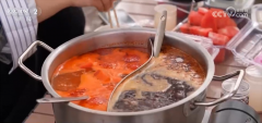 <strong>这里的油菜花将吸</strong>